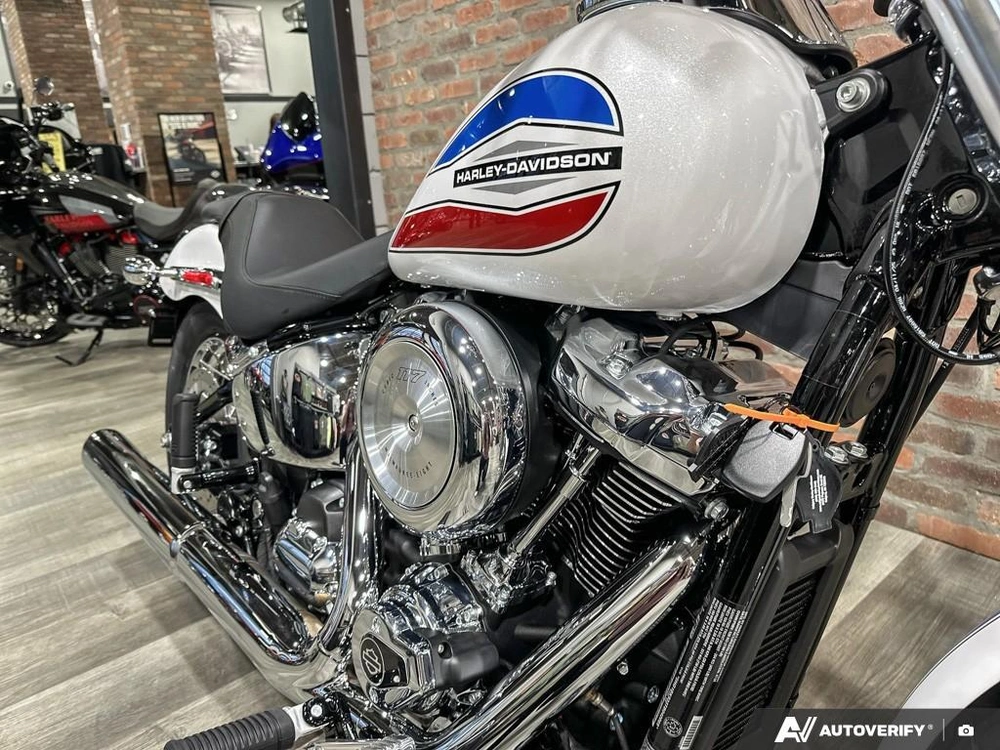 2026 Harley-davidson Super Glide alt