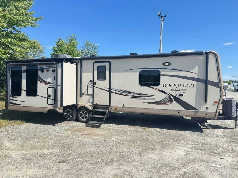 Forest River Rockwood Signature 8329ss 2016 alt