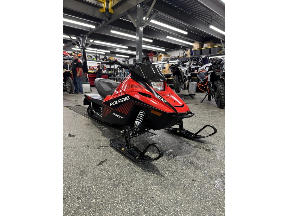 Polaris 200 Indy 2027 alt