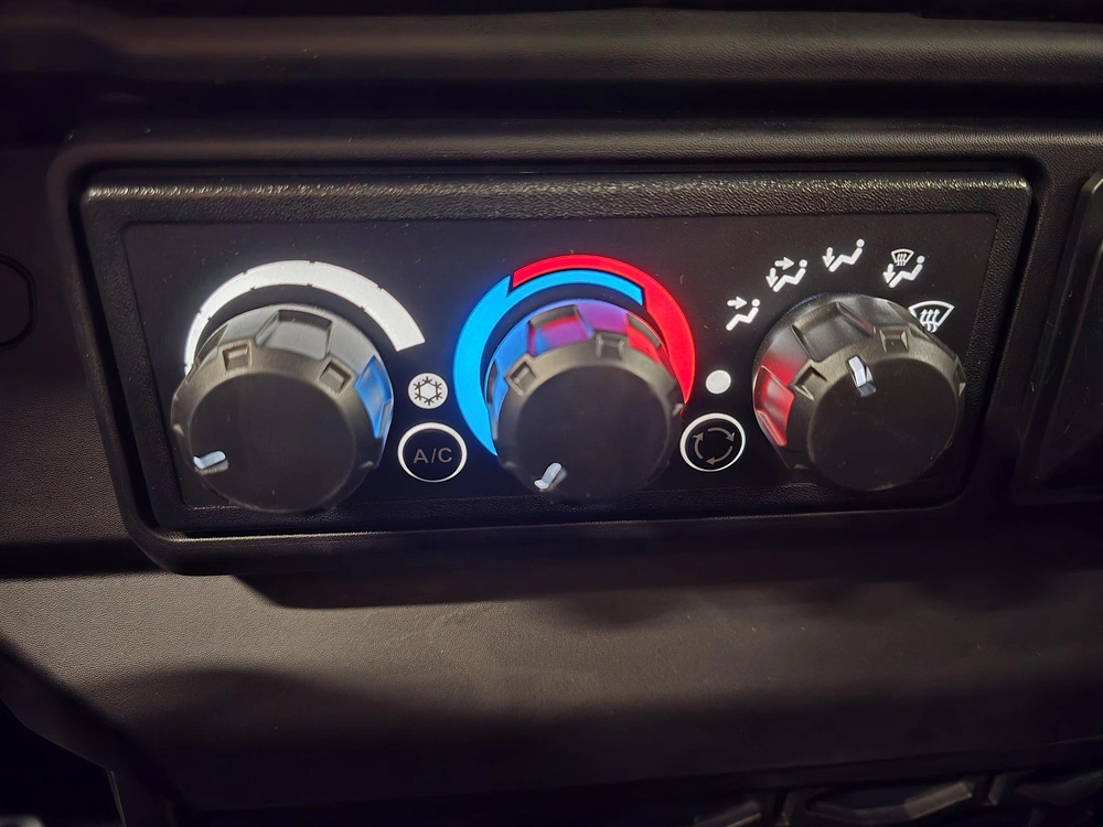 2026 Brp Defender Limited Cab Hd11 alt