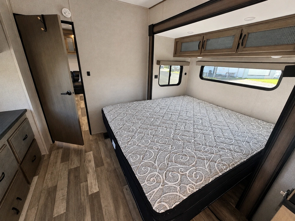 2023 Coachmen Chaparral X Edition 355fbx X Edition 355fbx alt