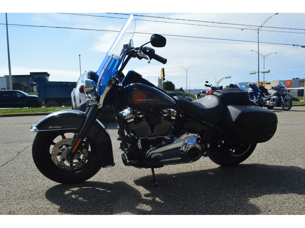 2026 Harley-davidson Flhc alt