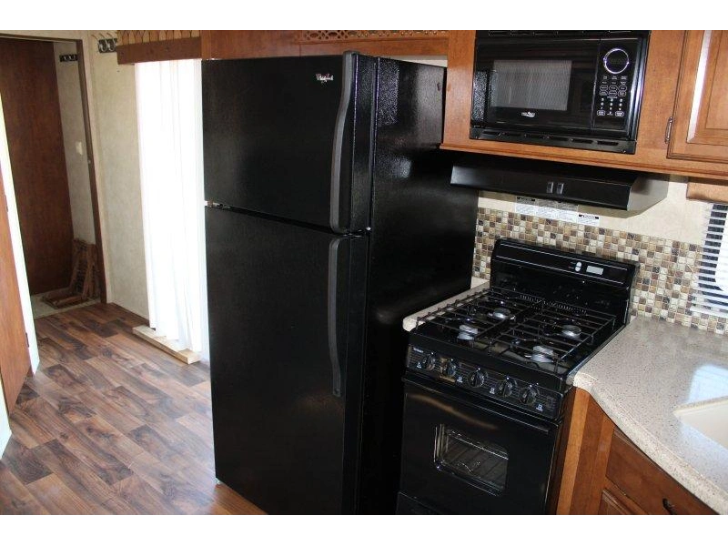 2014 Forest River Grand Villa Lodge404 alt