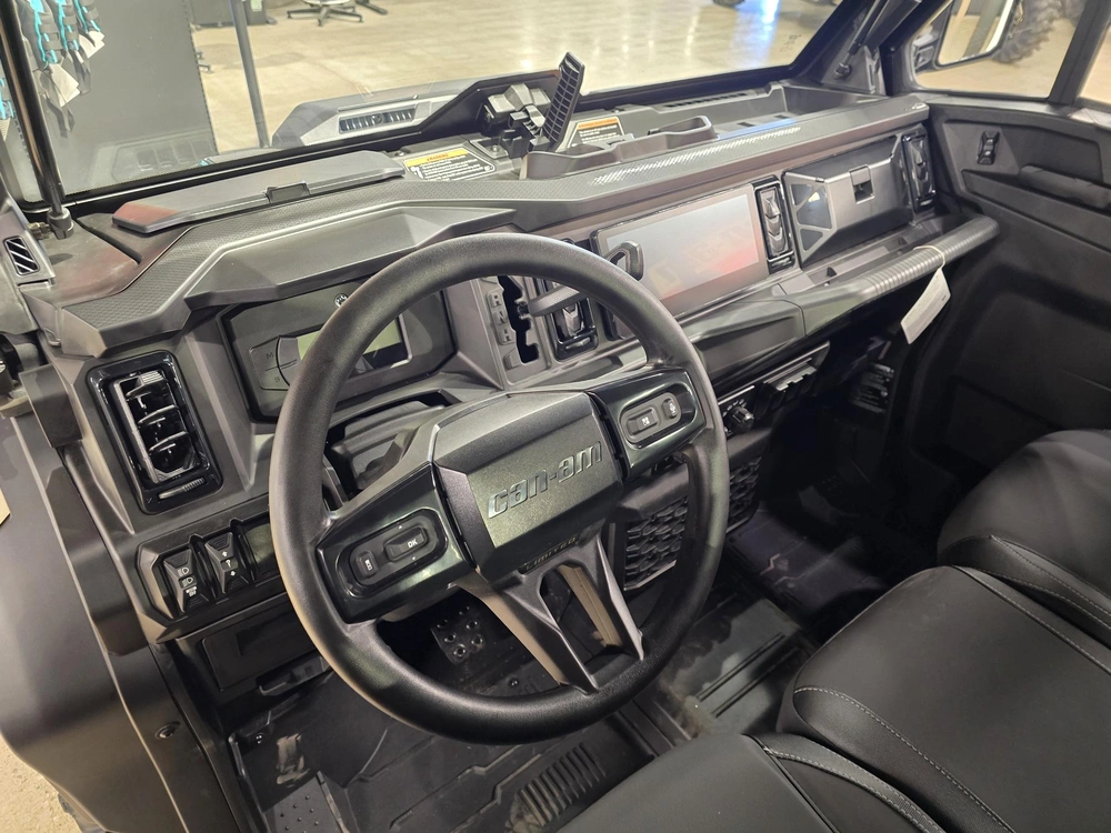 2026 Brp Defender Limited Cab Hd11 alt