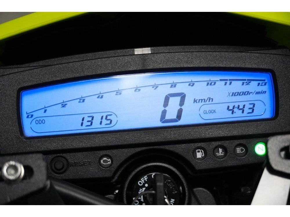 Kawasaki Klx300sm 2023 alt