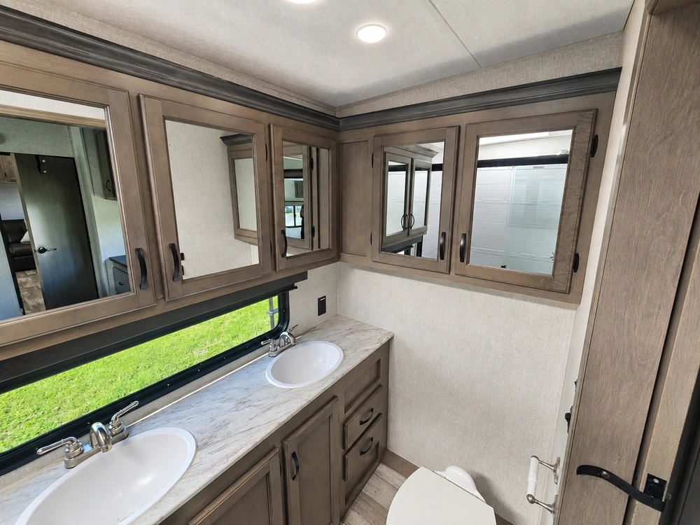 2023 Coachmen Chaparral X Edition 355fbx X Edition 355fbx alt