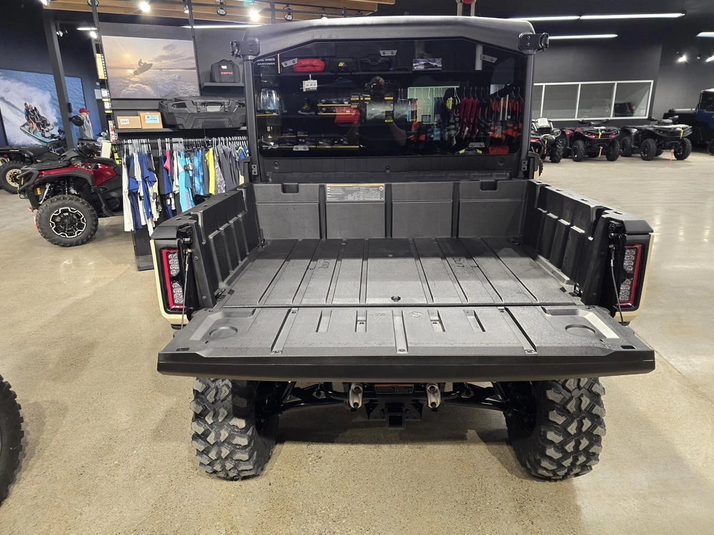 2026 Brp Defender Limited Cab Hd11 alt
