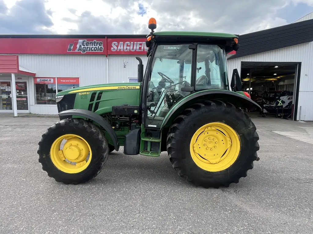 John Deere 5085M 2014