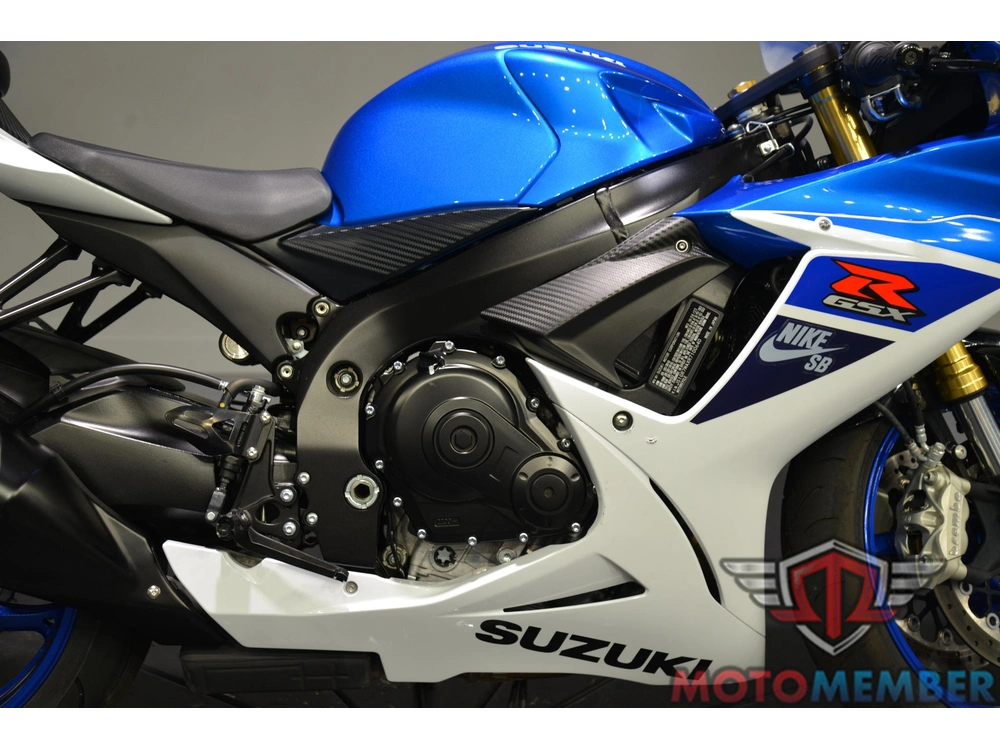 2024 Suzuki Gsx-r750z alt