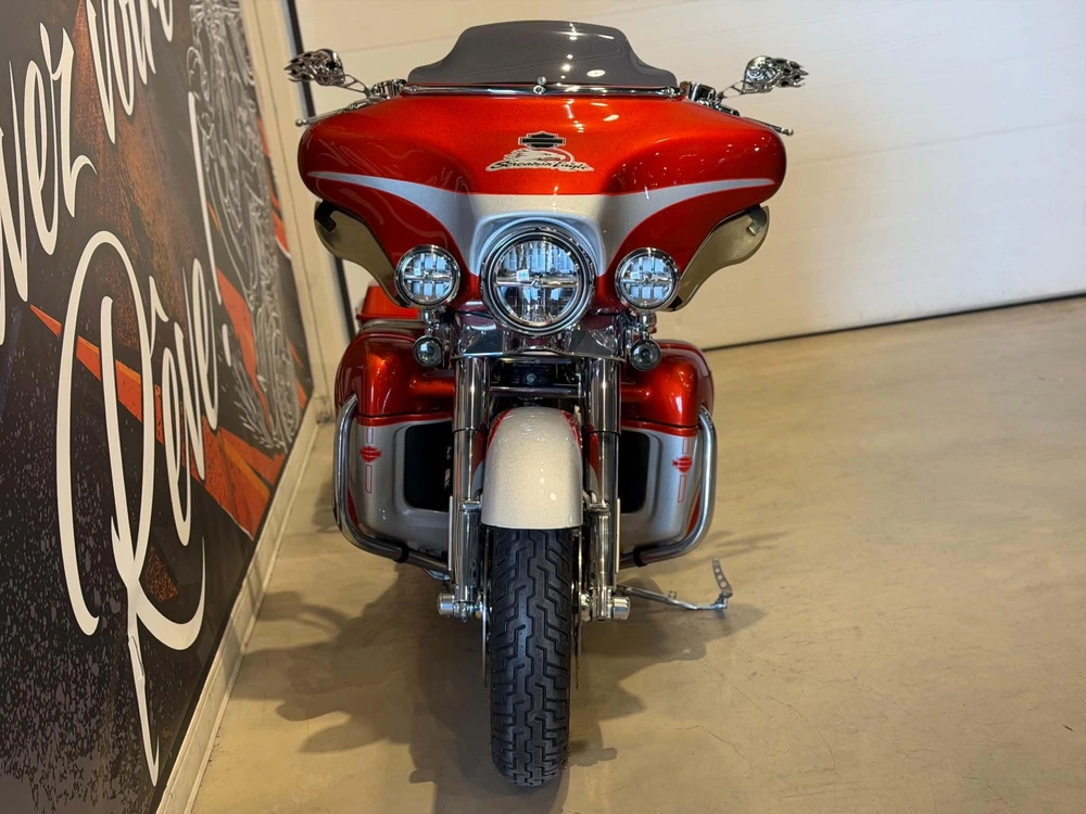Harley-davidson Flhtcuse Cvo 2008 alt