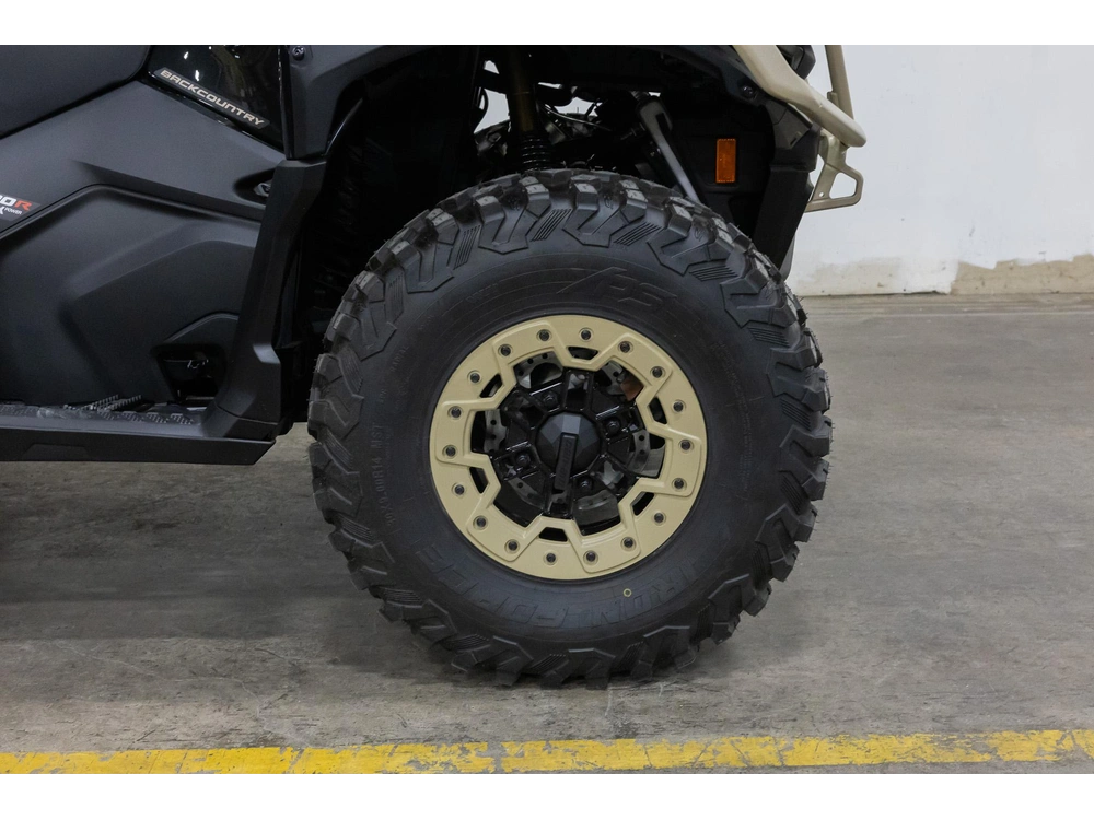 2026 Can-am Outlander Backcountry 1000 4mtf alt