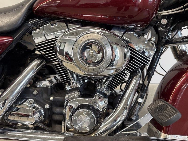 2008 Harley-davidson Flhrc - Road King® Classic alt