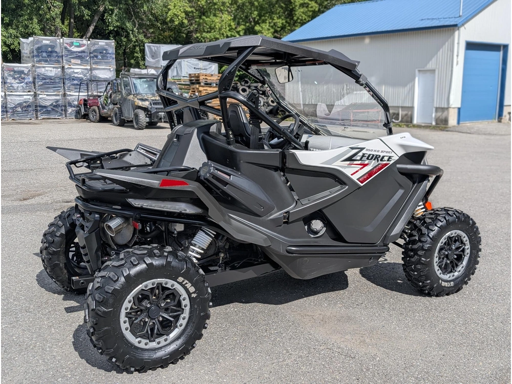 Cfmoto Z Force 950 Ho Sport Côte À Côte Sport Performance Sentier Trail 2 Places Récréatif Vitesse Suspension Haute Puissance Faible Km Rzr Maverick Yxz Talon Krx 2023 alt