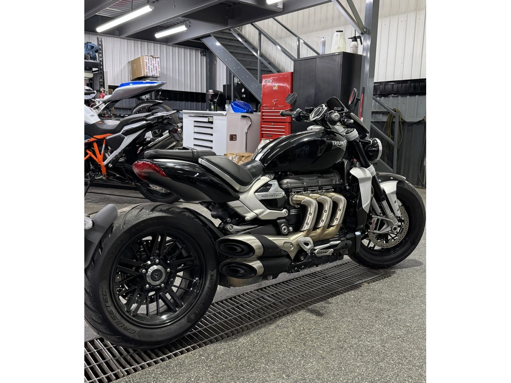 Triumph Rocket 3 R 2020 alt
