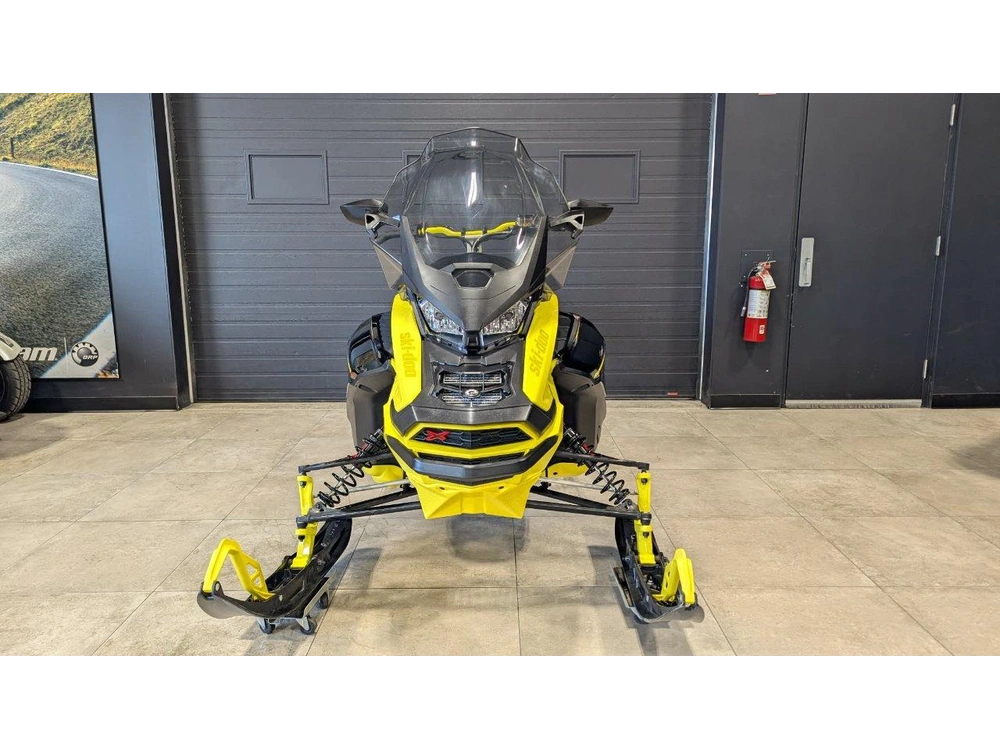 Ski-doo Renegade X 900 Turbo R Used 2022 alt