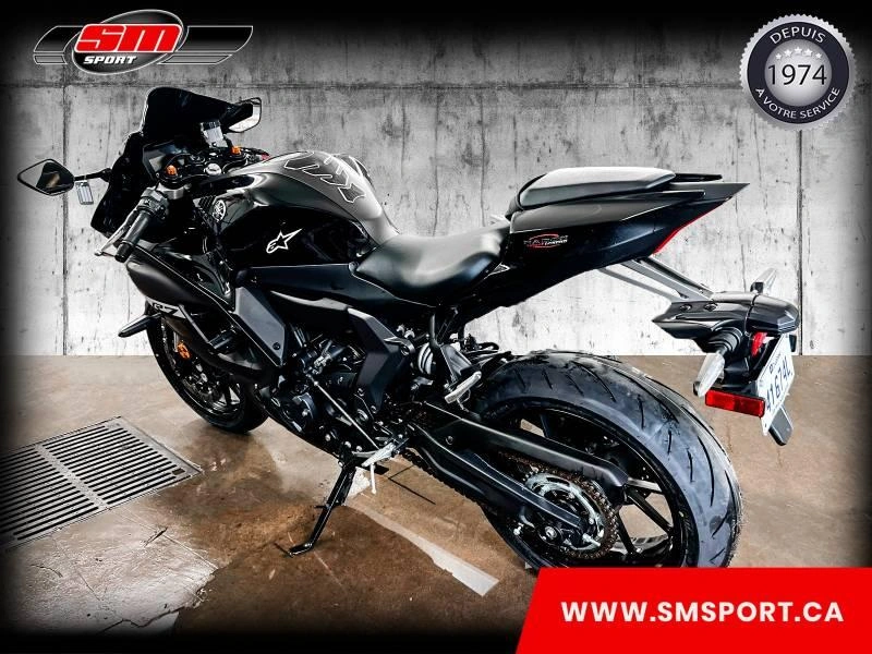 Yamaha Yzf-r7 Abs 2024 alt