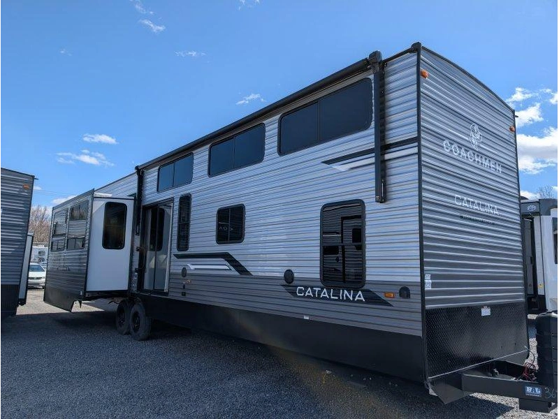 Coachmen Catalina 44condo 2026 alt