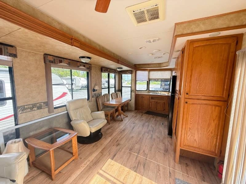 2010 Heartland Cedar Ridge 40fkss