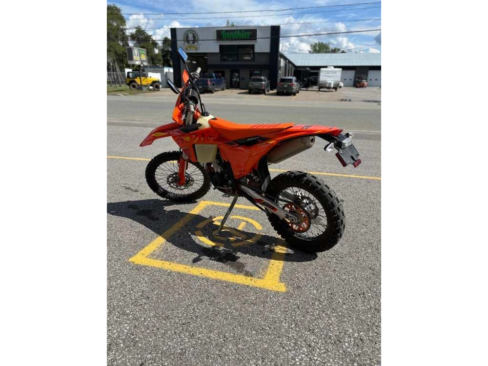 Ktm 500 Exc-f Six Days 2025 alt