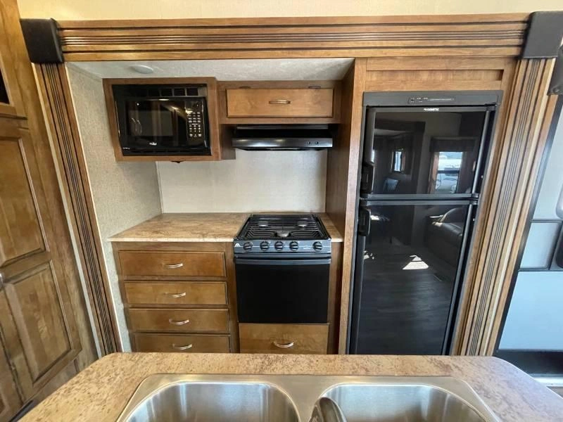 Coachmen Chaparral 28rls 2018