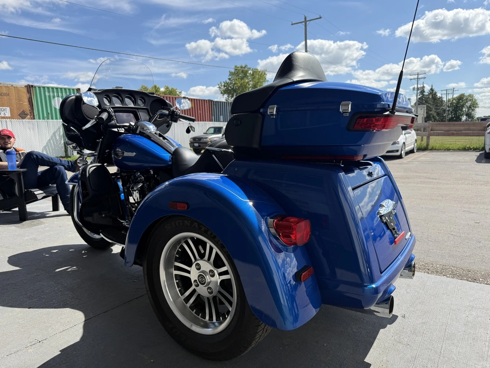 2024 Harley-davidson Tri Glide Ultra alt