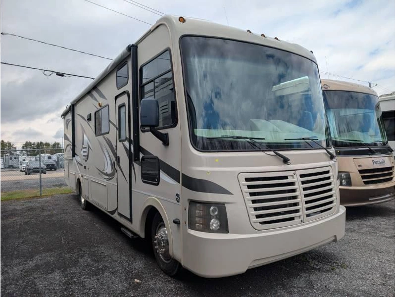 Coachmen Pursuit 31db 2014 alt