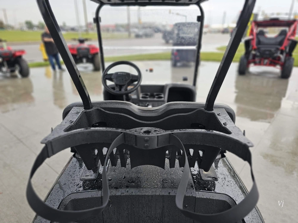 2027 E-z-go Rxv Valor Efi alt