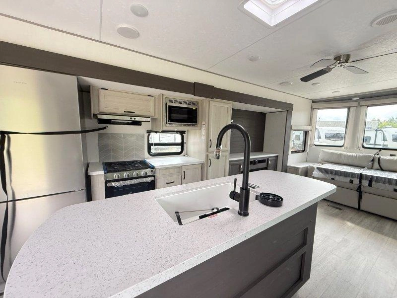 Coachmen Catalina 39mkts 2027