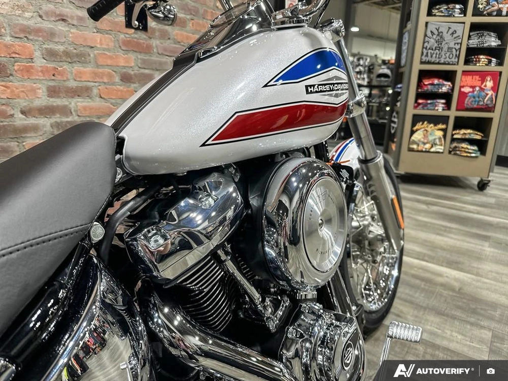 2026 Harley-davidson Super Glide alt