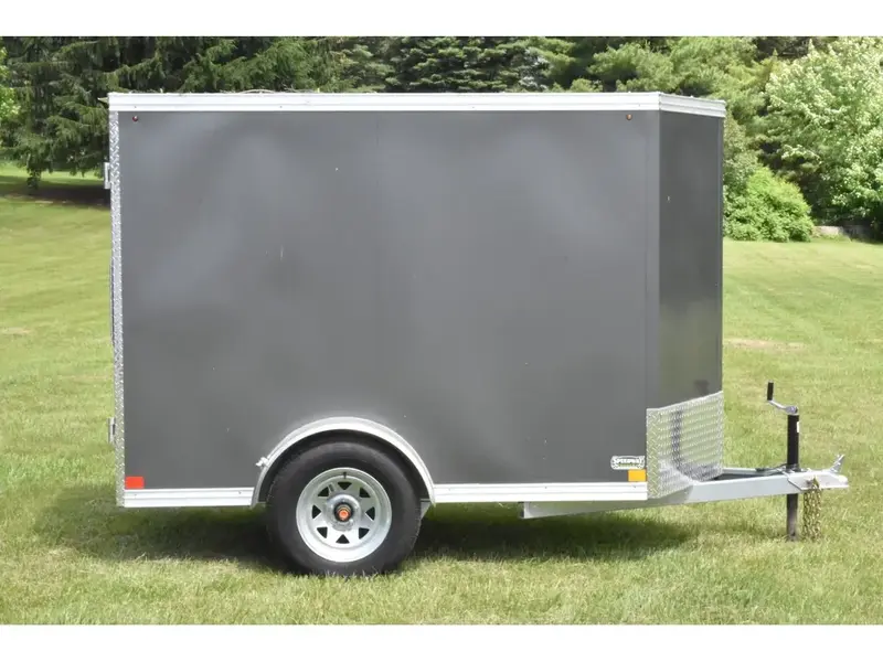 Rhino Galvanized Enclosed 5' x 8' SA Double-Door 2026