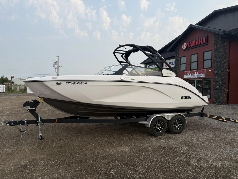 2023 Yamaha 222sd alt