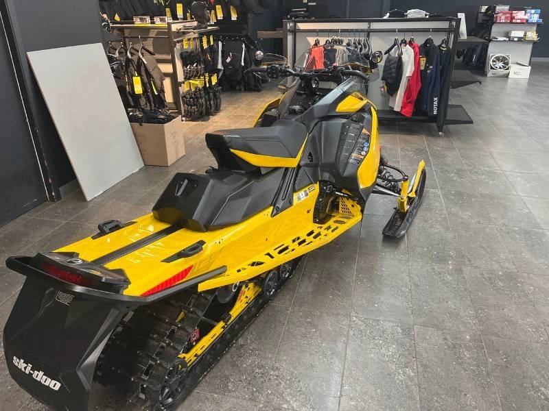2024 Ski-doo Mxz X 129 600r E-tec Ice Ripper Xt 1.25'' E.s. alt