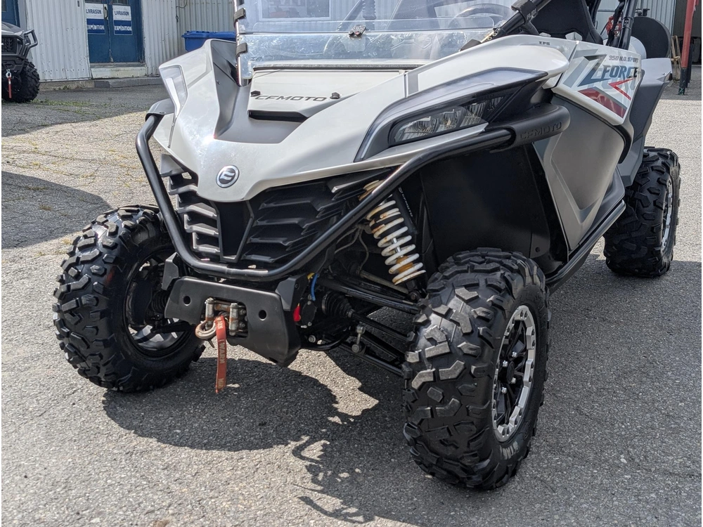 Cfmoto Z Force 950 Ho Sport Côte À Côte Sport Performance Sentier Trail 2 Places Récréatif Vitesse Suspension Haute Puissance Faible Km Rzr Maverick Yxz Talon Krx 2023 alt