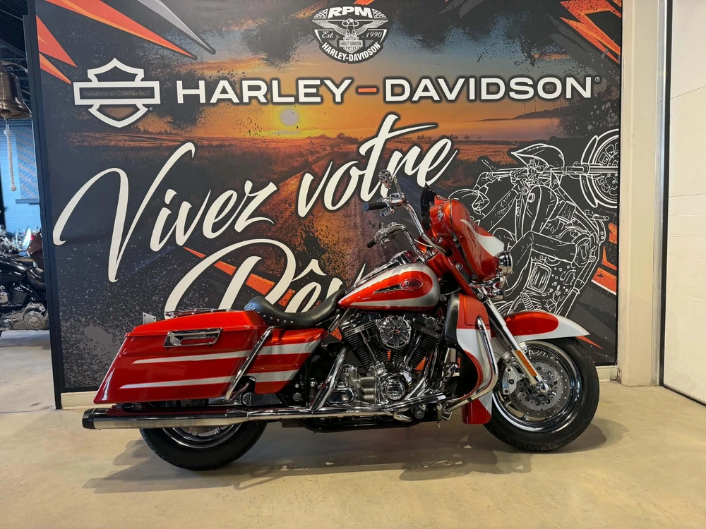 Harley-davidson Flhtcuse Cvo 2008 alt