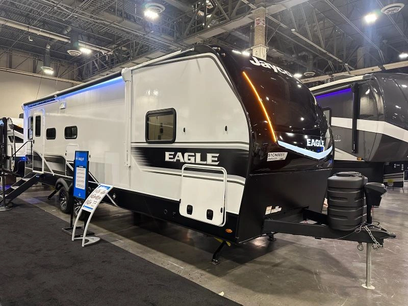 Jayco Eagle 295rucd 2027 alt