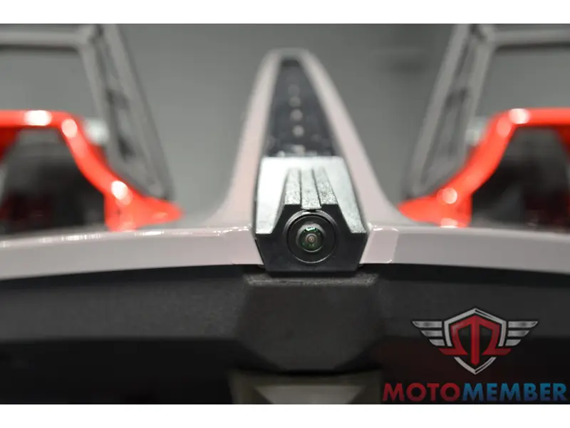 2026 Slingshot R Manual alt