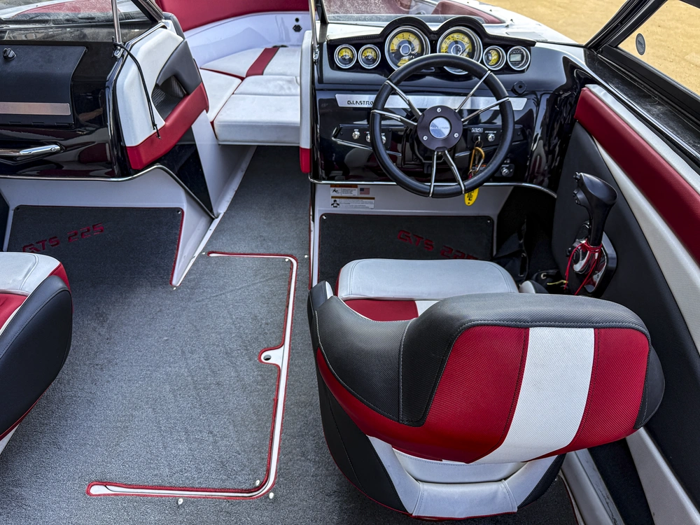 2013 Glastron Gt225 alt