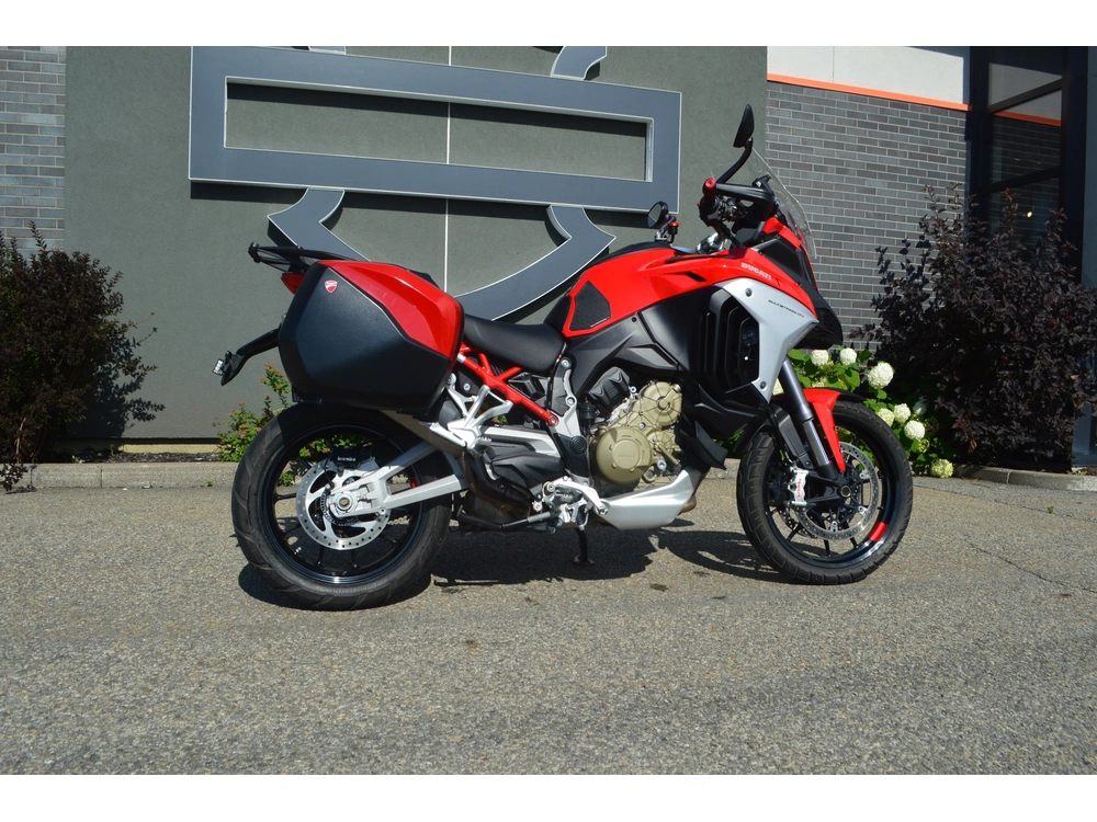 2023 Ducati Multistrada alt