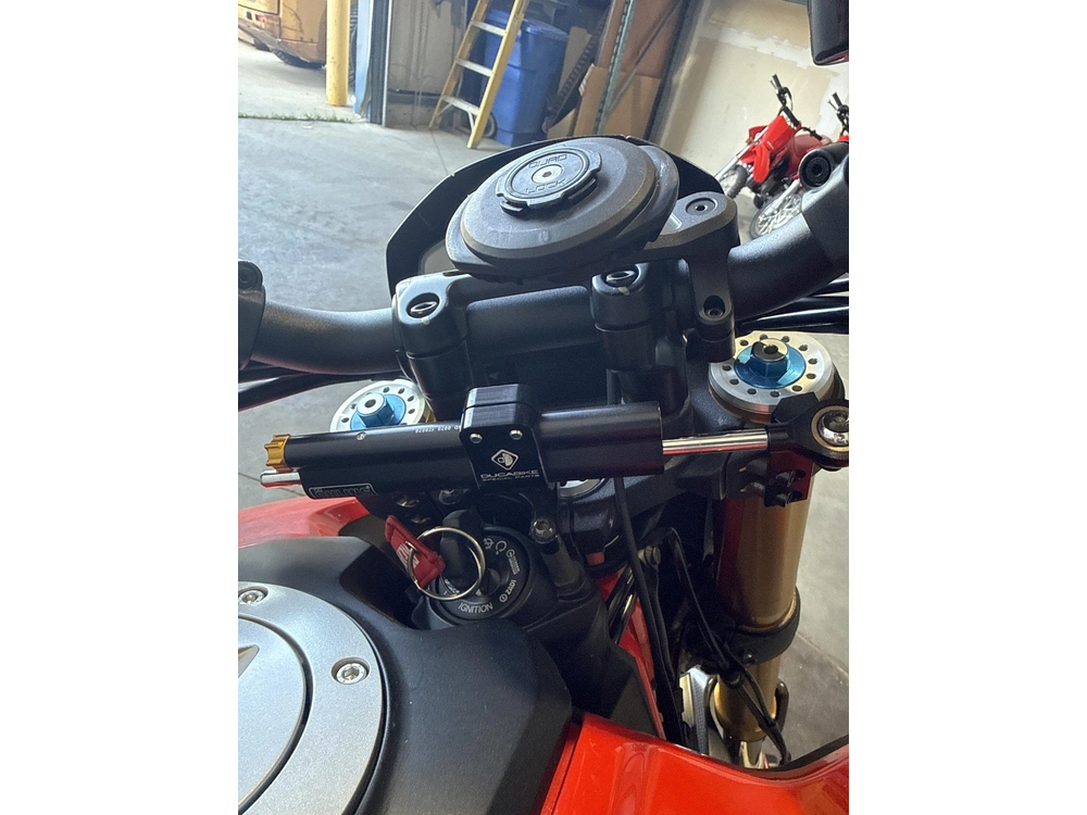 2022 Ducati Hypermotard 950 Sp alt