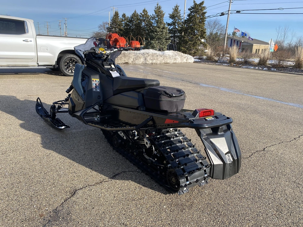 2027 Polaris 850 Indy Xc 137 alt