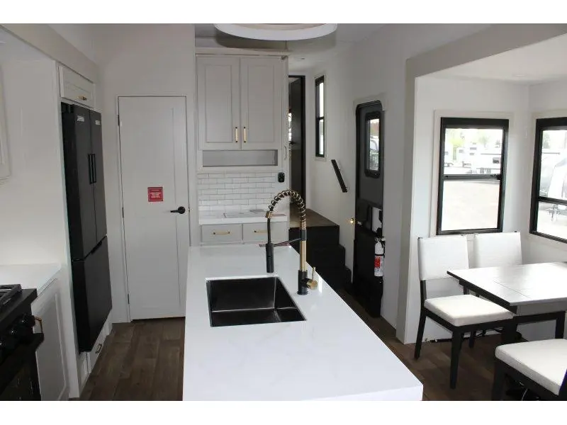 Grand Design Influence 3503GK 2027
