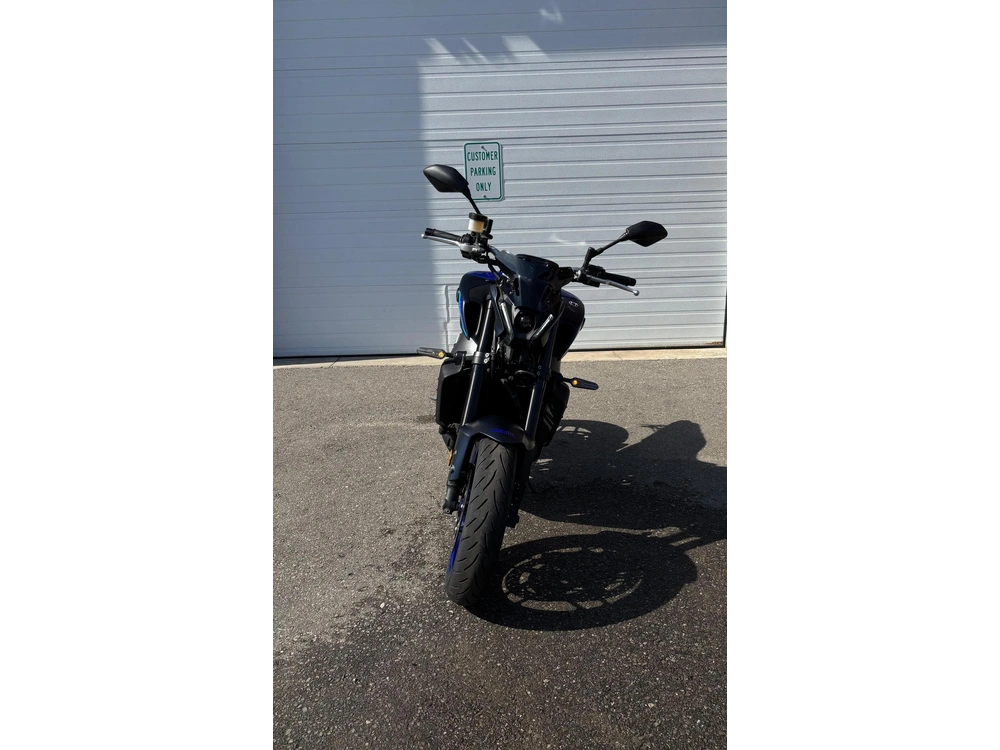 2023 Yamaha Mt-09 Team Yamaha Blue alt