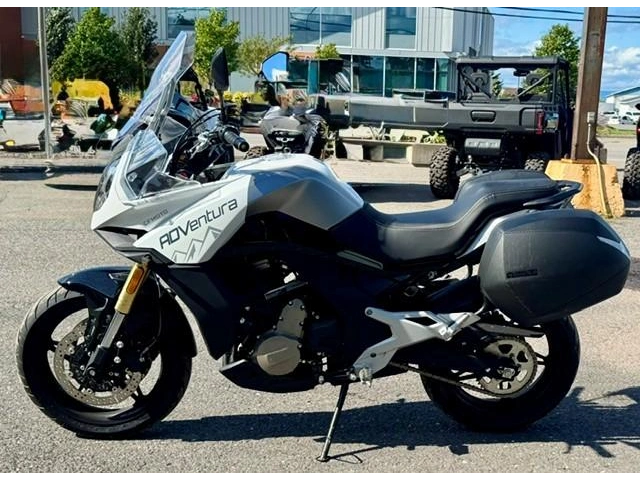 2023 Cfmoto Adventura 650 alt