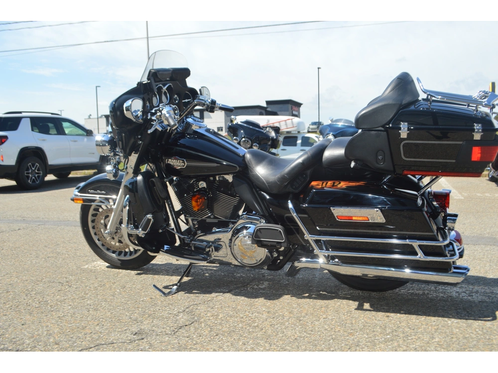 2010 Harley-davidson Flhtcu alt