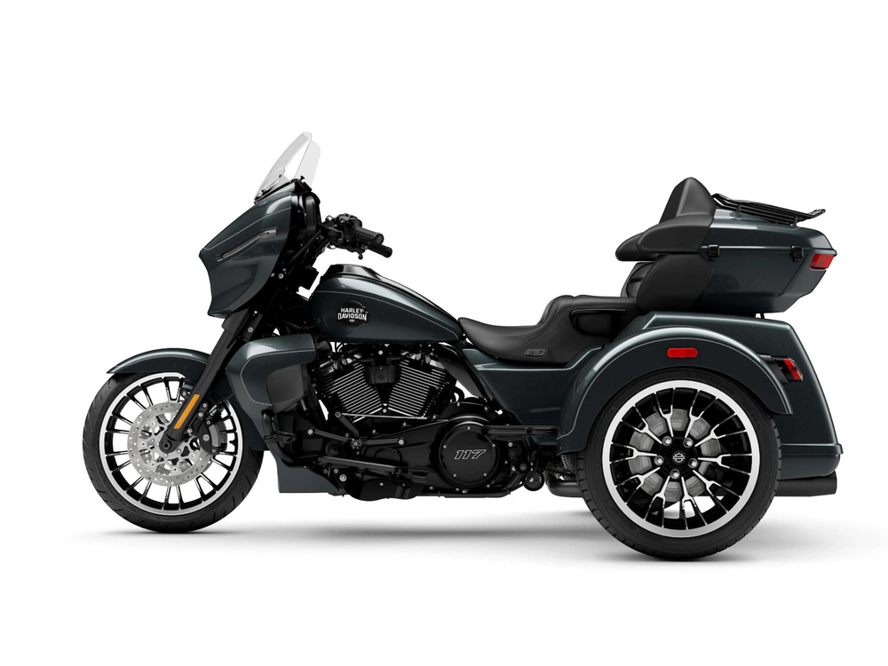 2026 Harley-davidson Street Glide 3 Limited Flhlt alt