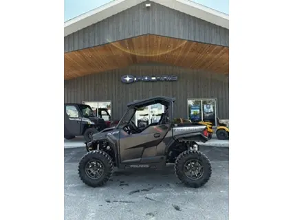 2026 Polaris GENERAL XP 1000 ULTIMATE 