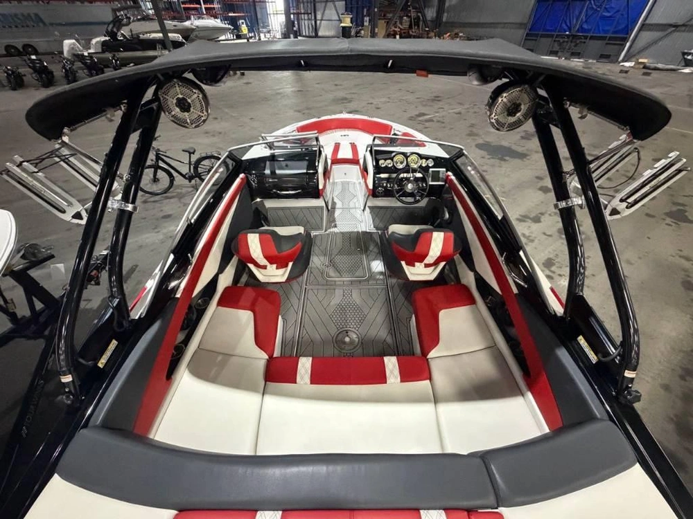 2015 Glastron 225 Gts alt