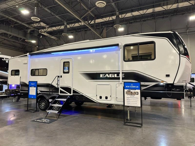 Jayco Eagle 27mlc 2027 alt