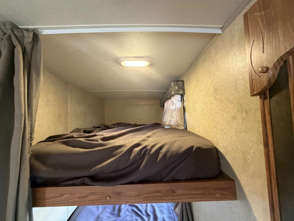 Forest River Flagstaff Super Lite 27bess 2016 alt