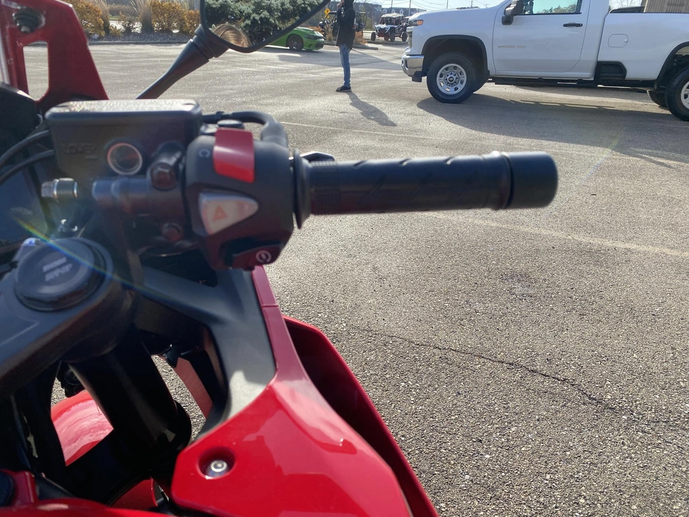 2026 Honda Cbr500r alt